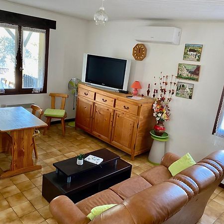 Hebergements Des Posas Sampzon Szoba fotó